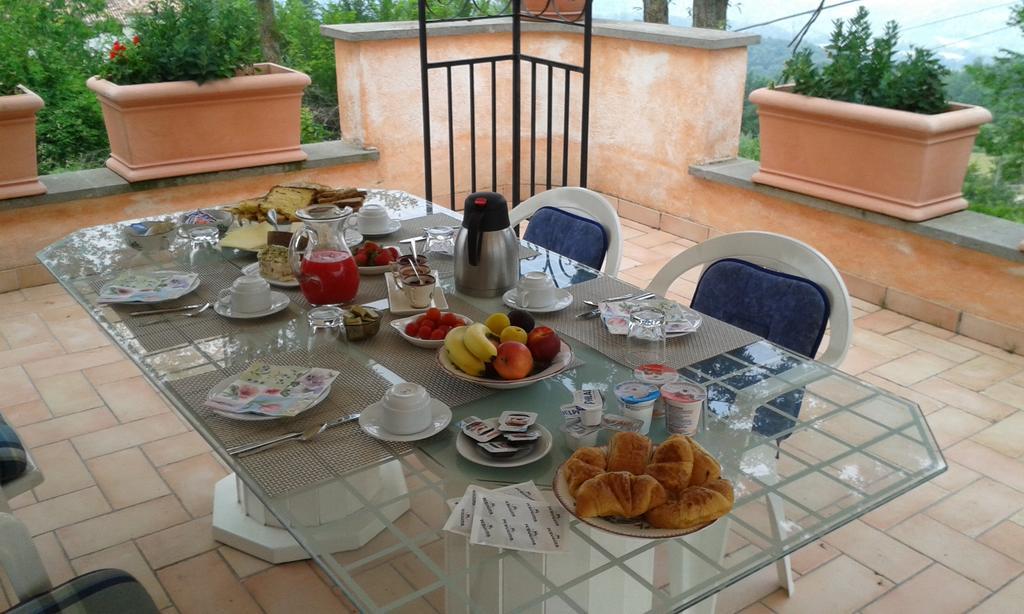 Parco Dei Laghi Apartment Аматриче Екстериор снимка